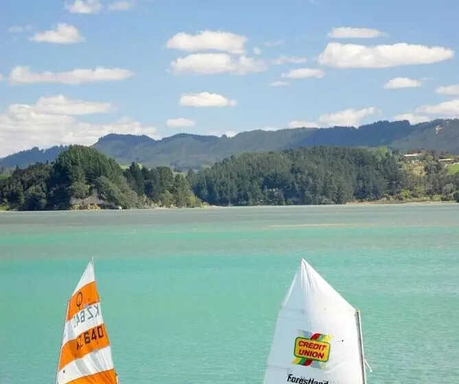 Hotelli Riverside Whakatane Holiday Park