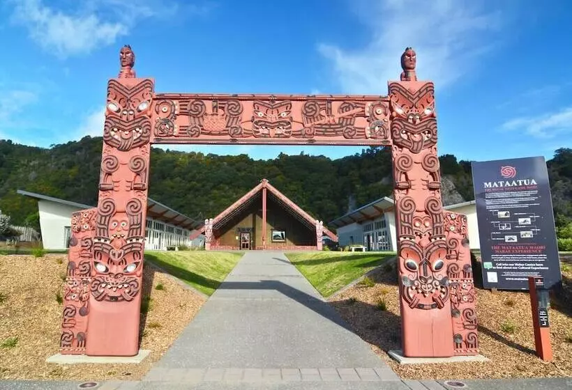 Hotelli Riverside Whakatane Holiday Park
