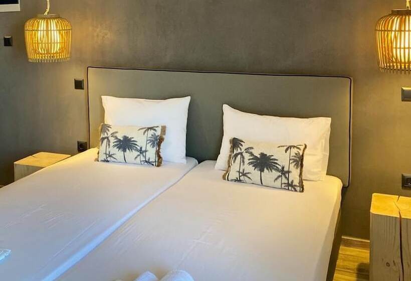 בית מלון כפרי Xenios