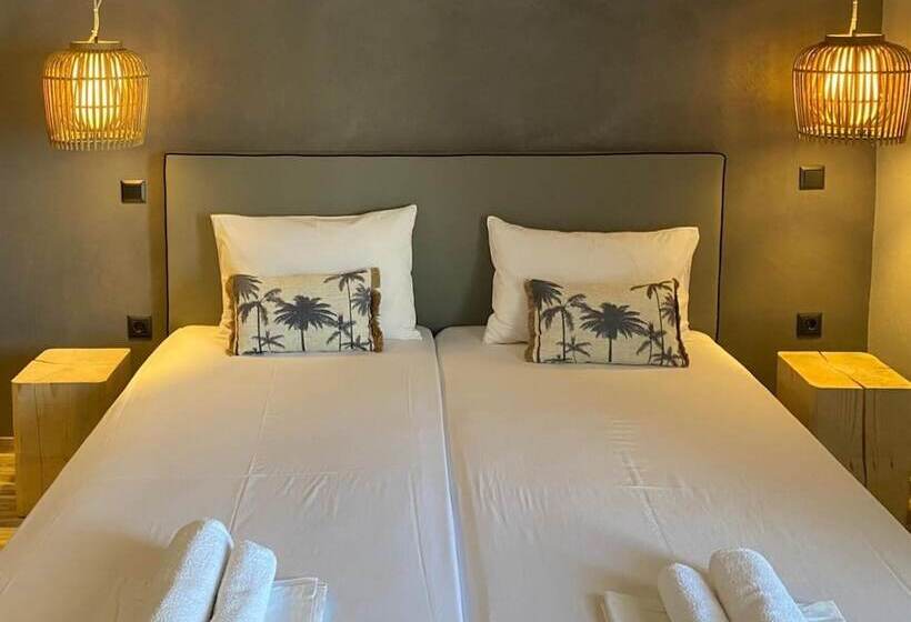 בית מלון כפרי Xenios