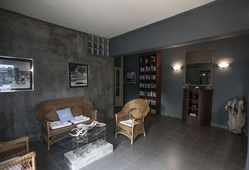 בית מלון כפרי Xenios