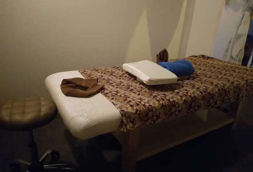 Mari Jari Spastay   Hostel