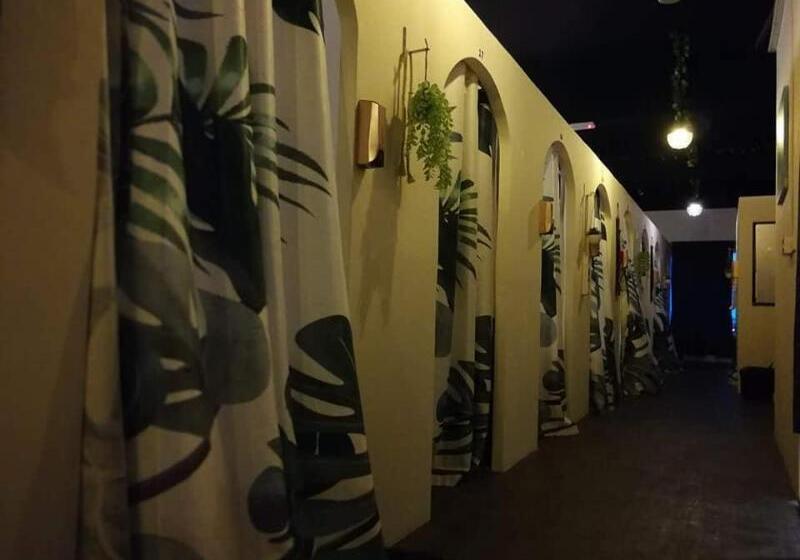 Mari Jari Spastay   Hostel