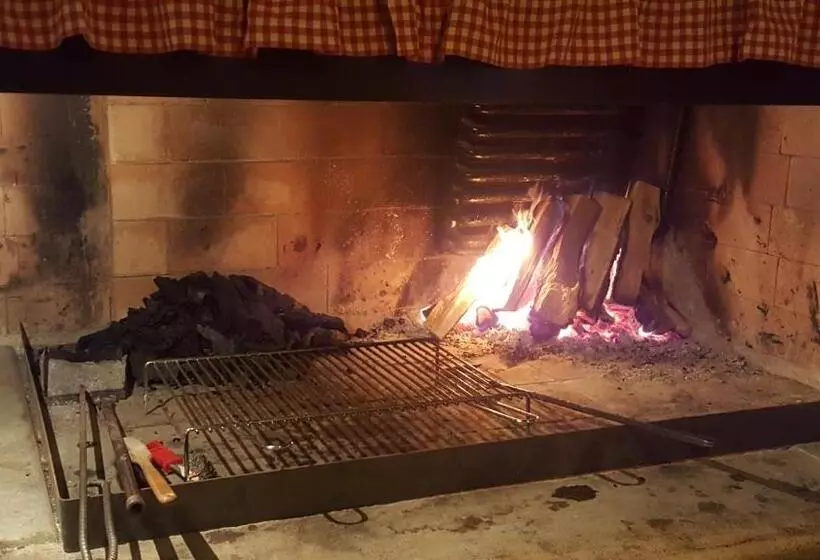پانسیون Martina Guest House