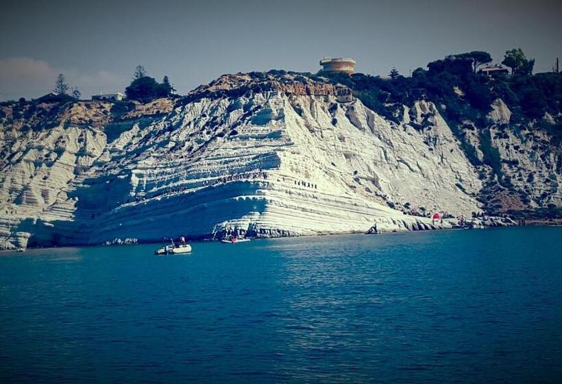 Bed and Breakfast Hello World