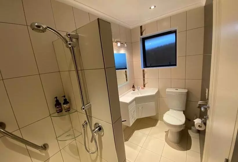 Bigsky Bed And Breakfast