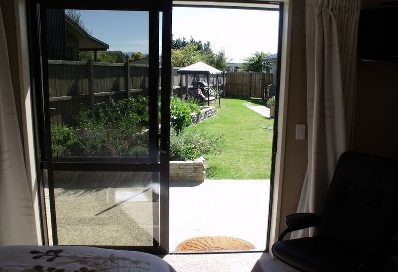 Bigsky Bed And Breakfast