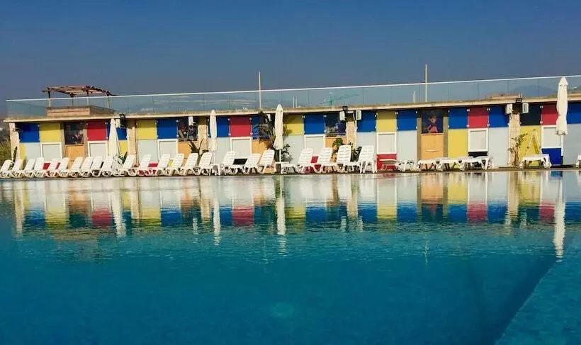 هتل Damour Country Club