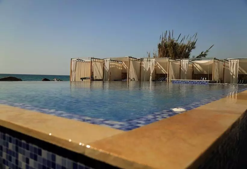 هتل Damour Country Club