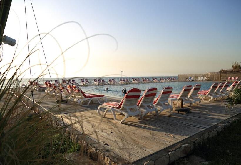 هتل Damour Country Club