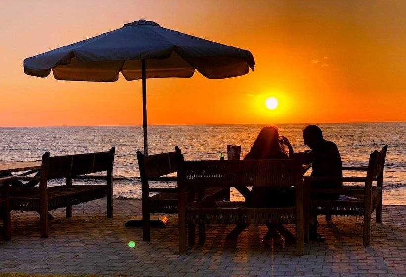 هتل Damour Country Club