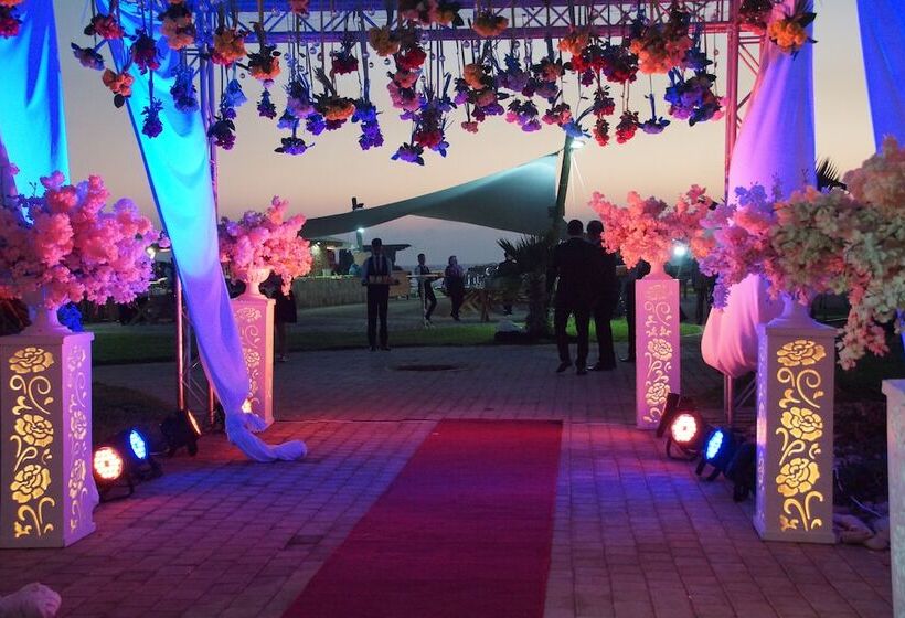 هتل Damour Country Club