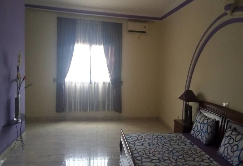 هتل Hôtel El Vivo