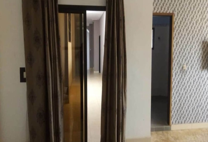 هتل Hôtel El Vivo