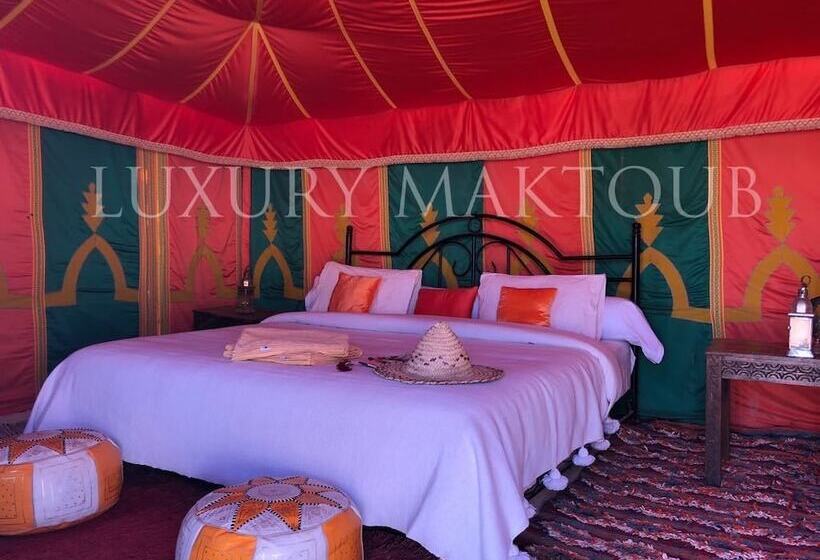 Отель Luxury Maktoub