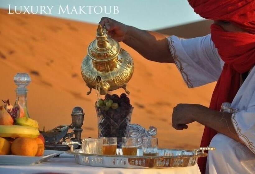 Отель Luxury Maktoub