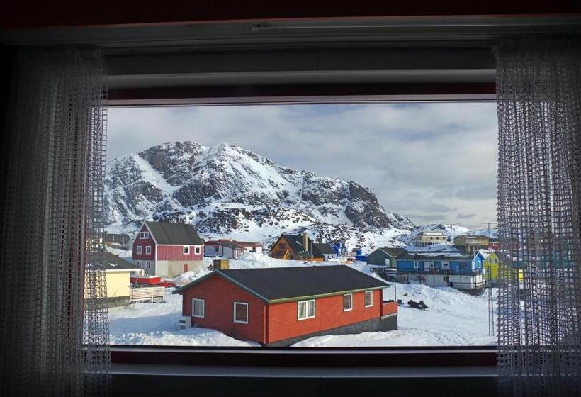 هتل Sisimiut