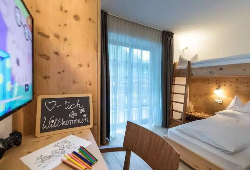 ホテル Spanglwirt