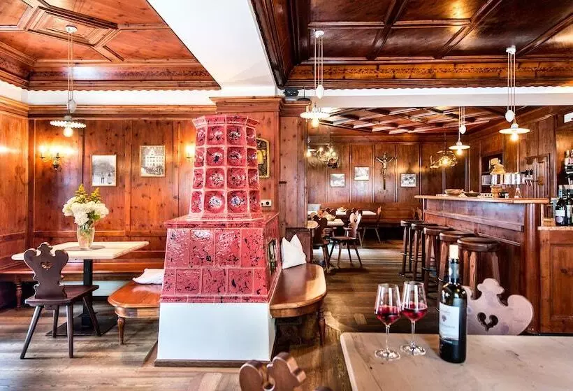 ホテル Spanglwirt