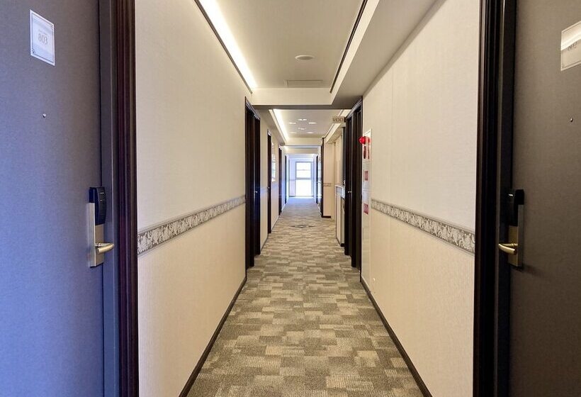 בית מלון כפרי Toyoko Inn Shin Osaka Higashi Mikuni Ekimae