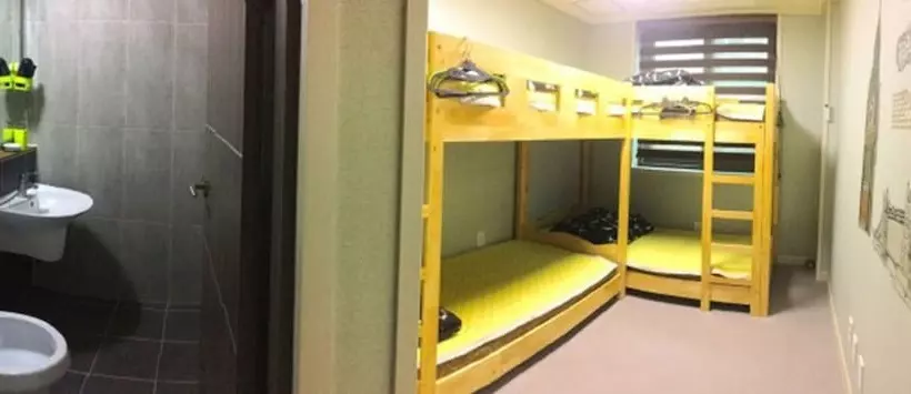 Jjbro Hostel Guest House