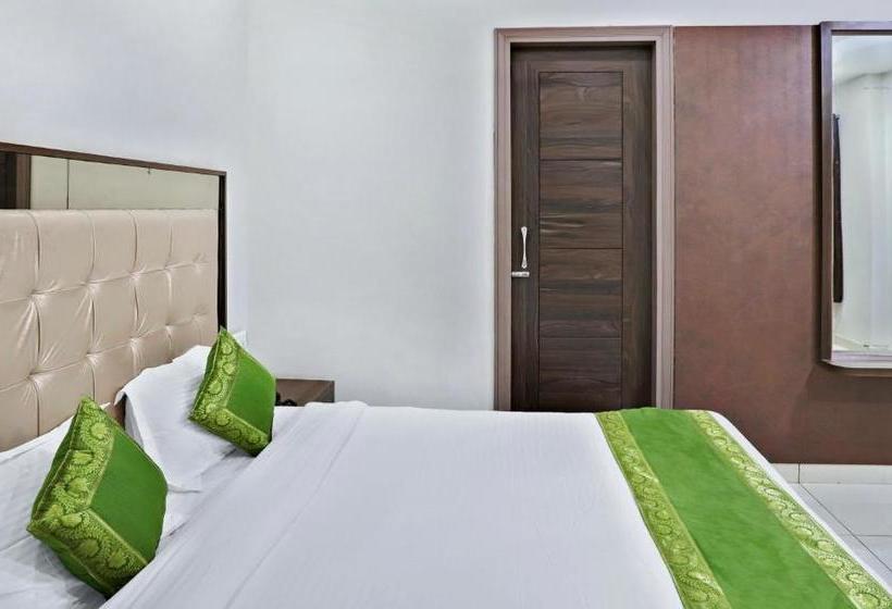 هتل Treebo Trip K Homes