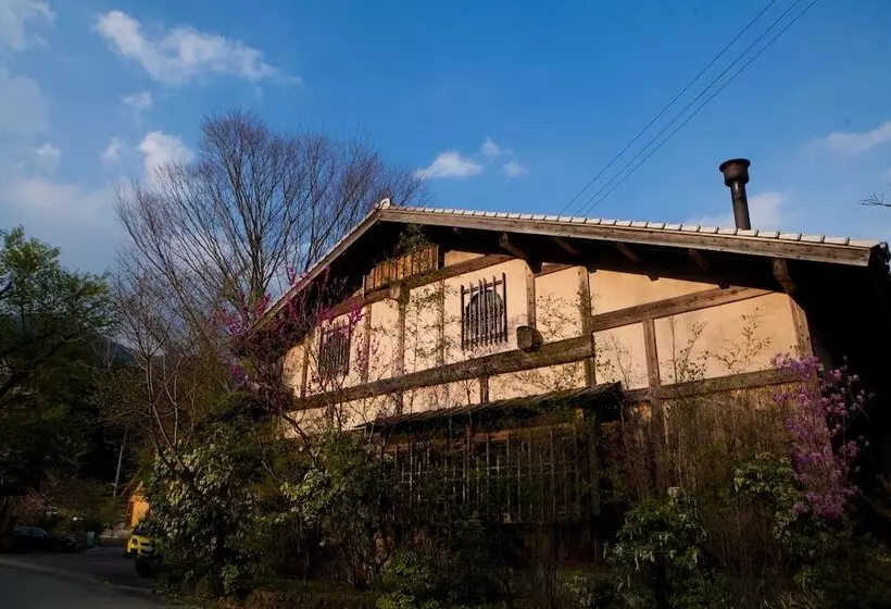 Ryokan Yufuin Tagasode