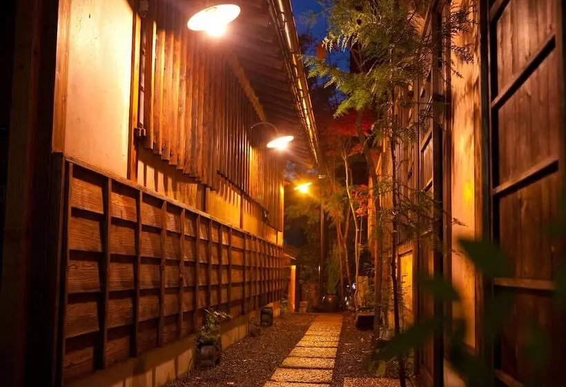 Ryokan Yufuin Tagasode