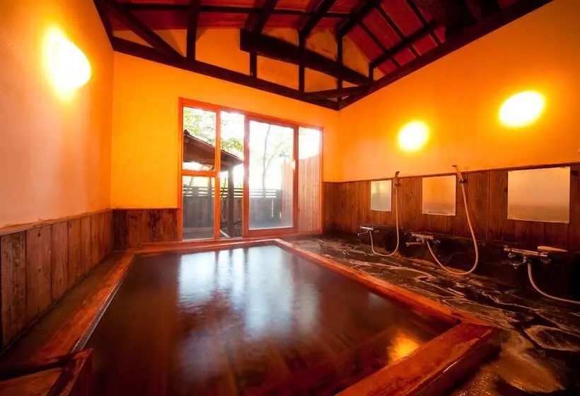 Ryokan Yufuin Tagasode