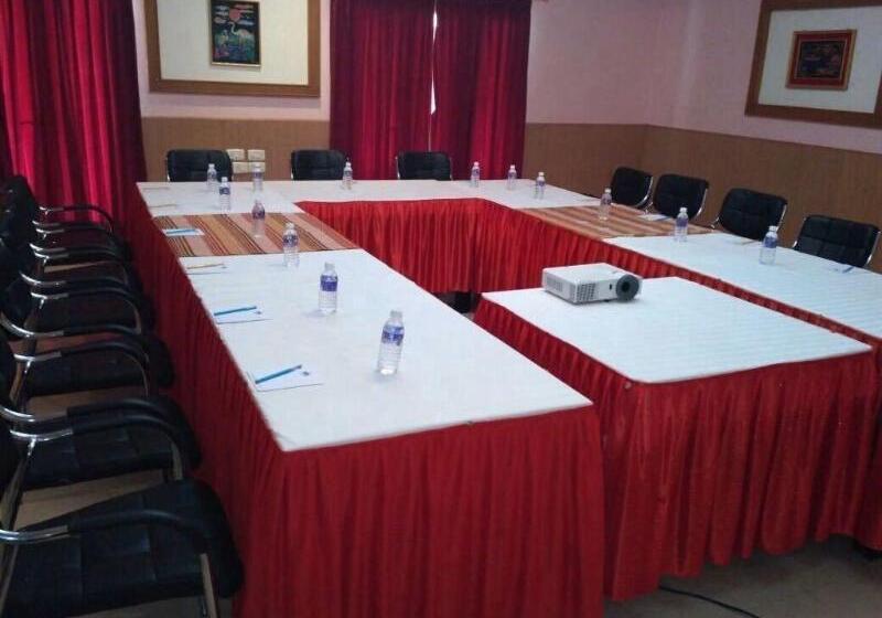 Sathya Park & Resorts