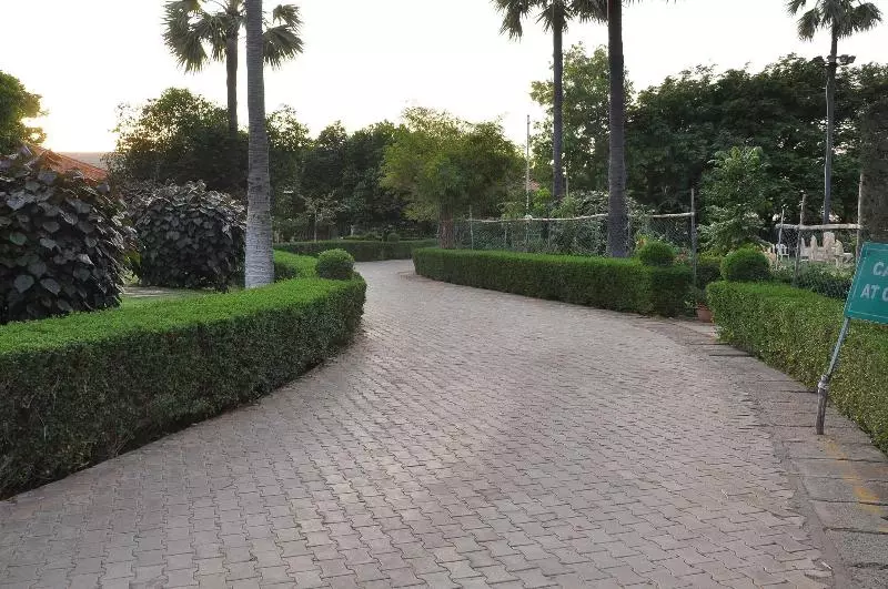 Sathya Park & Resorts