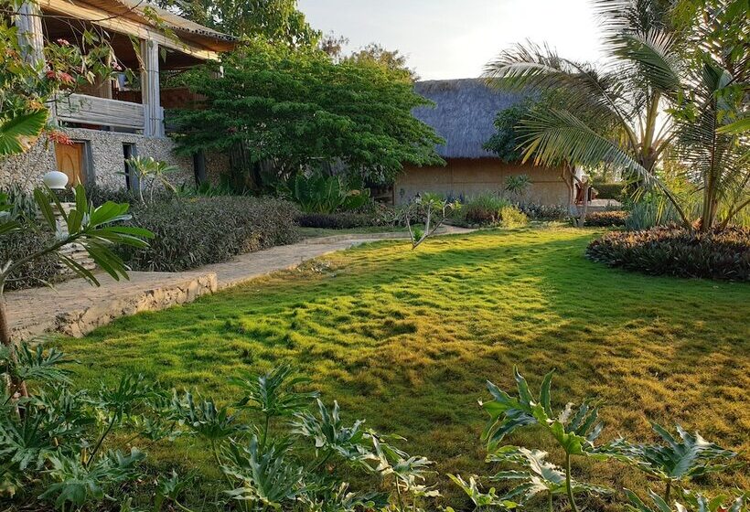 צימר Mario Hotel And Cafe