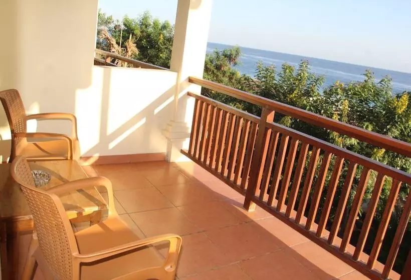 ベッドアンドブレックファースト Mario Hotel And Cafe