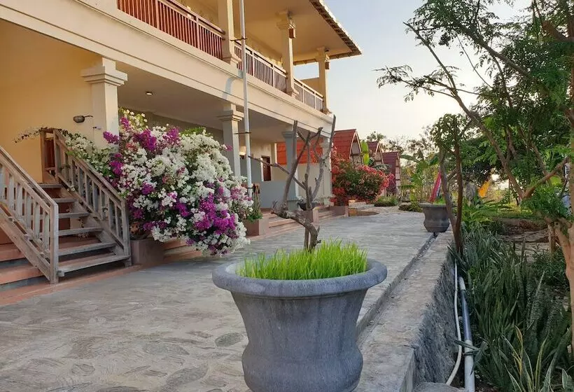 ベッドアンドブレックファースト Mario Hotel And Cafe