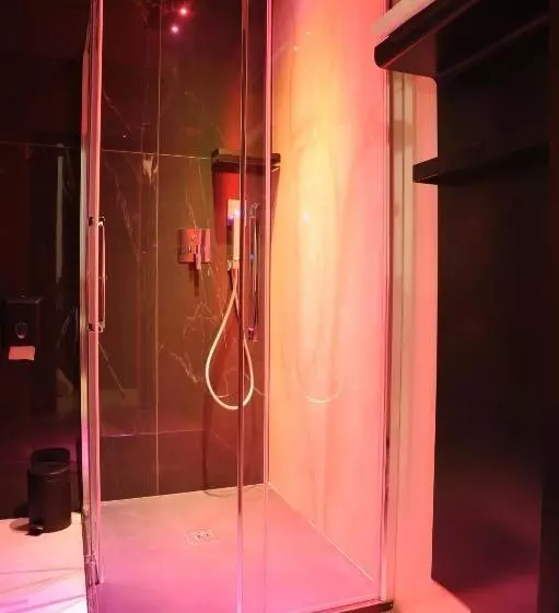 تختخواب و صبحانه Muro Torto Suite   Struttura Sanificata Giornalmente Con Ozono E Prodotti Specifici Conformi Al Deca