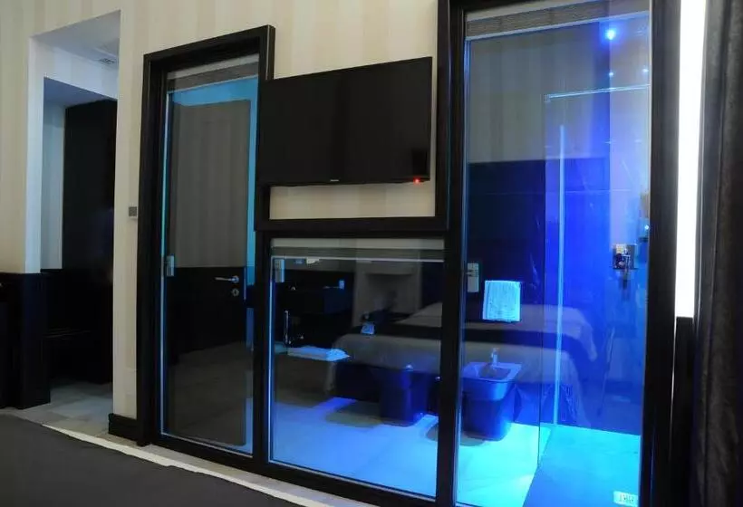 تختخواب و صبحانه Muro Torto Suite   Struttura Sanificata Giornalmente Con Ozono E Prodotti Specifici Conformi Al Deca