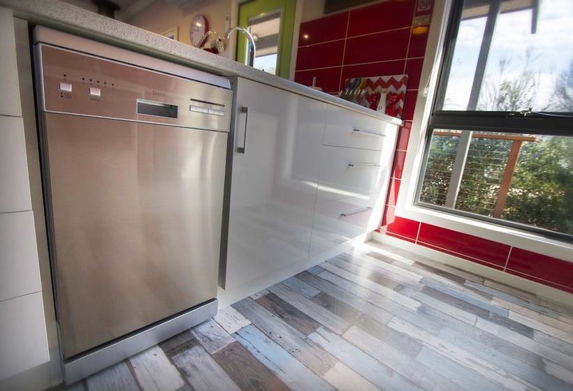 Coorong Cabins  Pelican Cabin