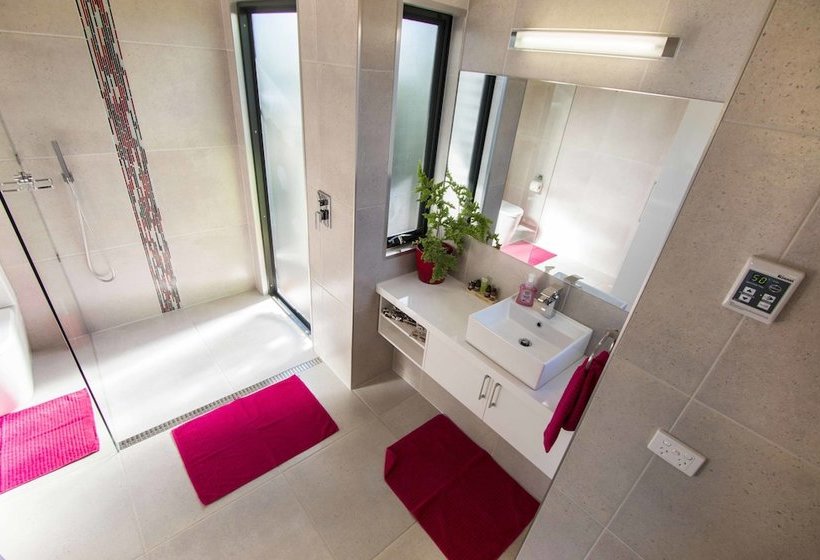 Coorong Cabins  Pelican Cabin