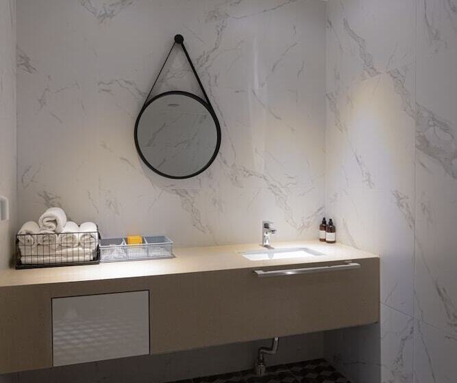 Hound Hotel Seomyeon Beomcheon