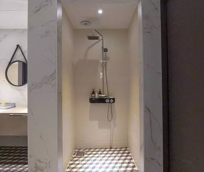 Hound Hotel Seomyeon Beomcheon