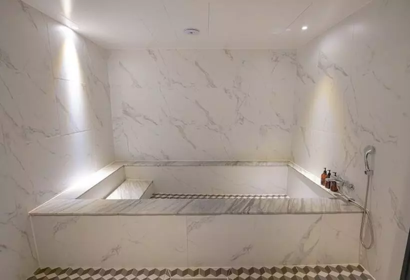 Hound Hotel Seomyeon Beomcheon