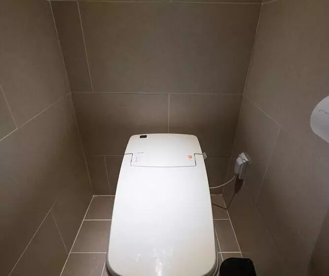 Hound Hotel Seomyeon Beomcheon