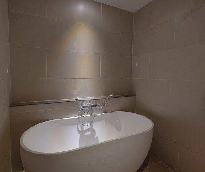 Hound Hotel Seomyeon Beomcheon