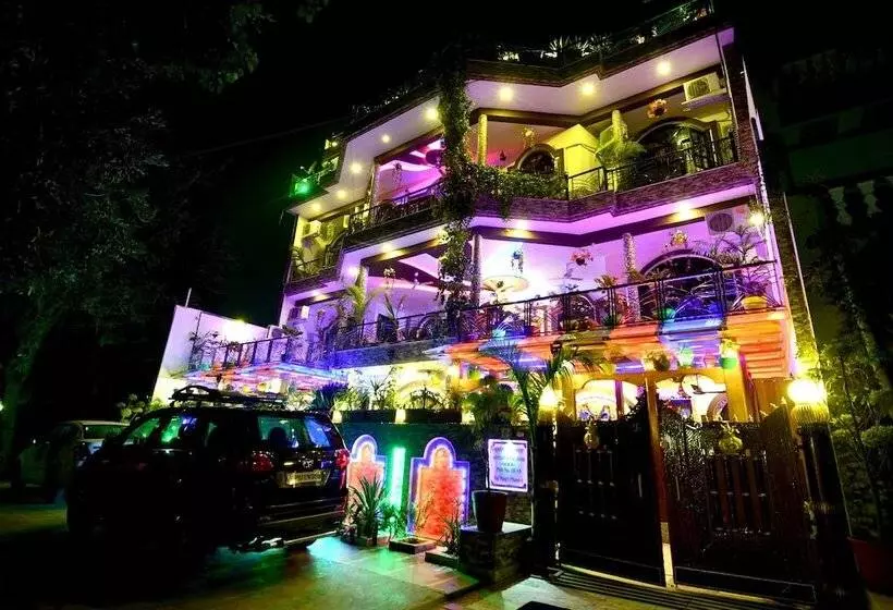 ホテル Aman Homestay, A Boutique