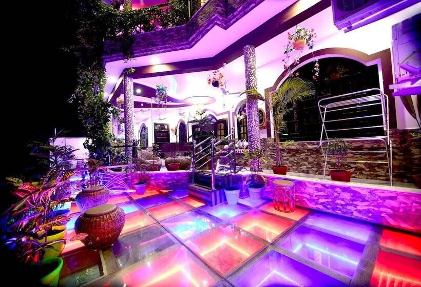 فندق Aman Homestay, A Boutique