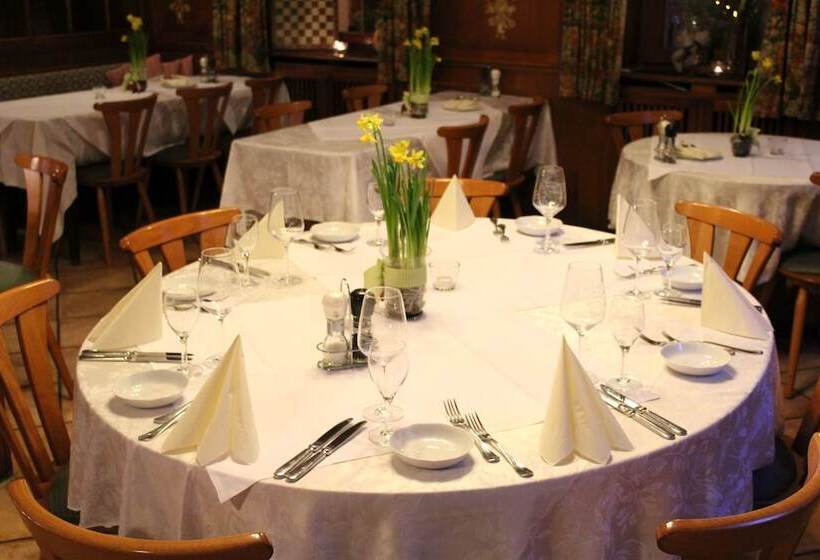 فندق Gasthof Und Pension Zum Löwen