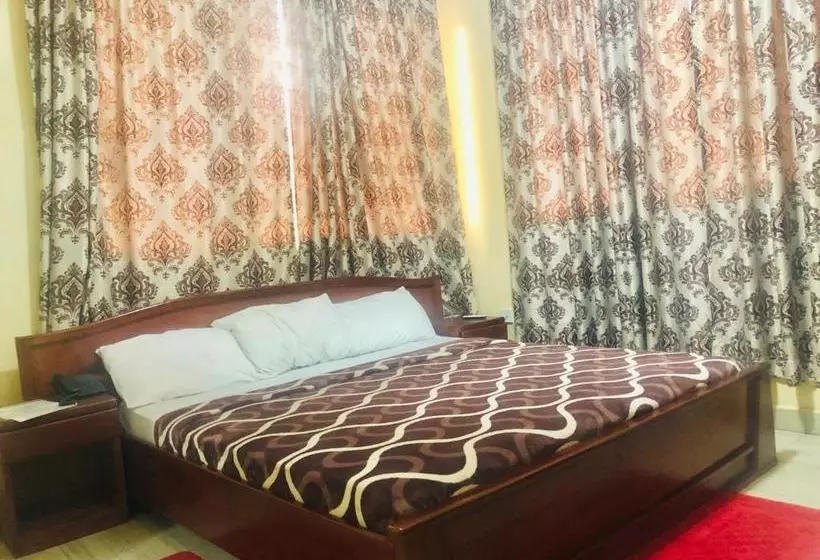 Hotel Liana