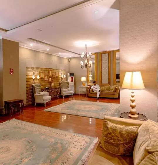 هتل Shelton S Rezidor Peshawer