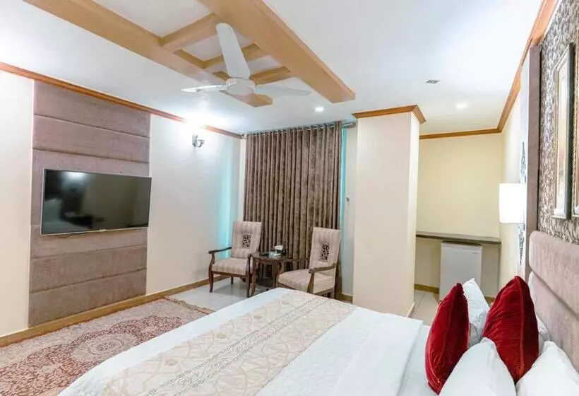 هتل Shelton S Rezidor Peshawer