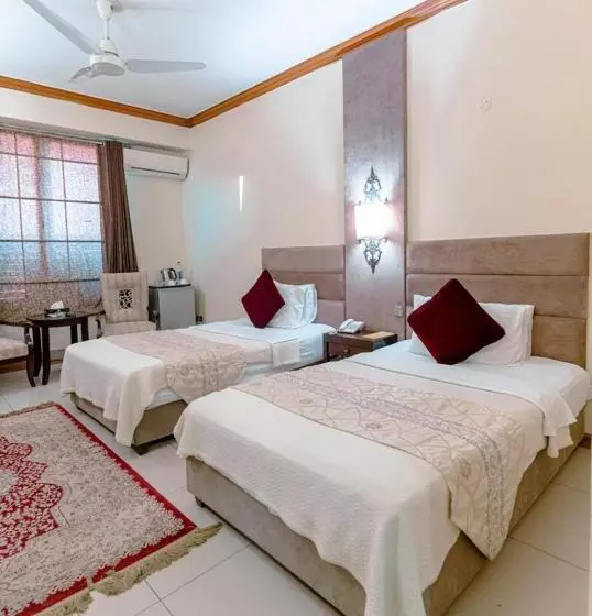 هتل Shelton S Rezidor Peshawer